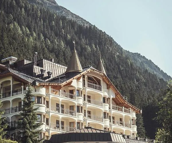 Schlosshotel Ischgl 5